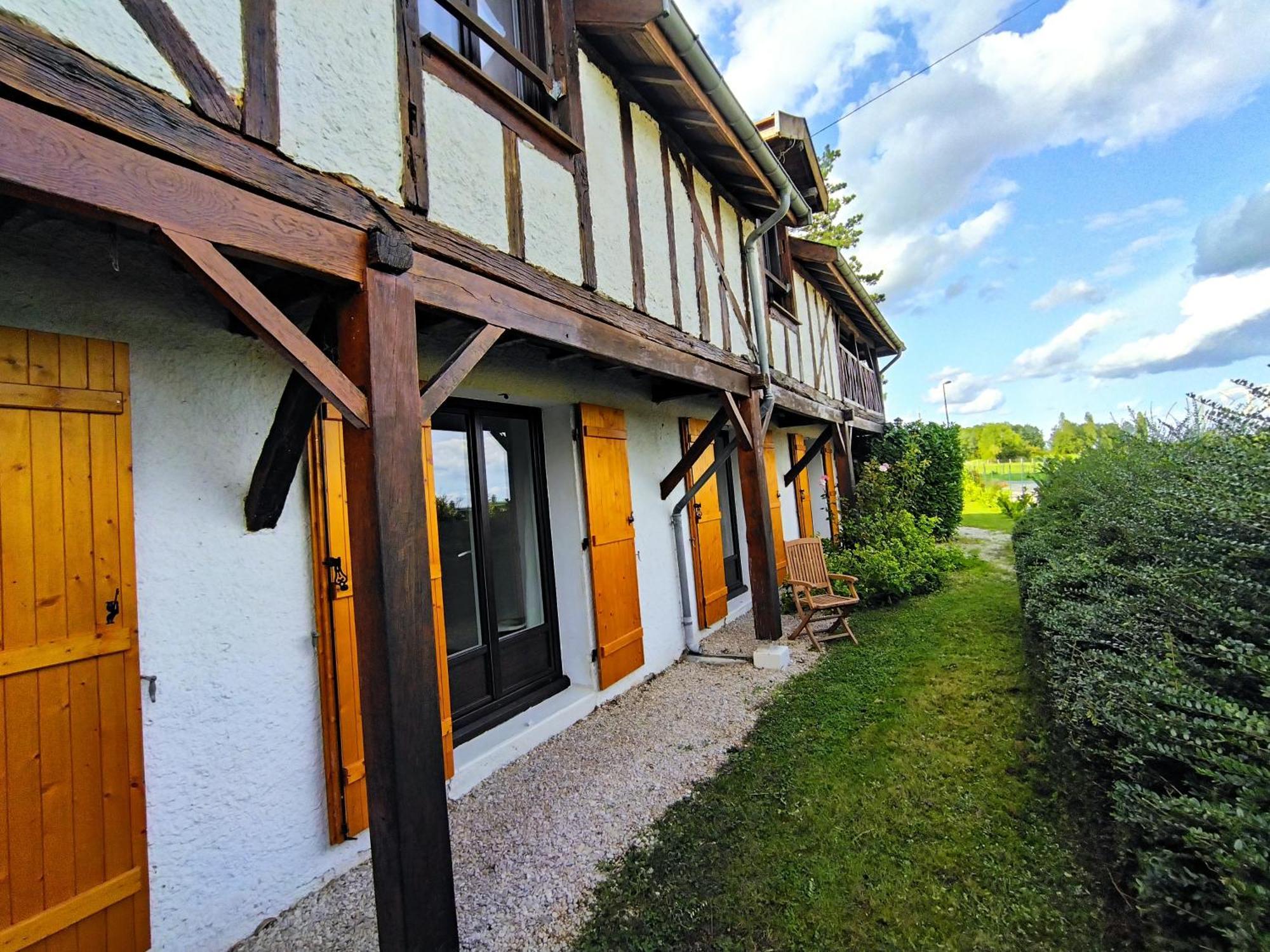 Les Fortelles Chatillon-sur-Broue Zewnętrze zdjęcie
